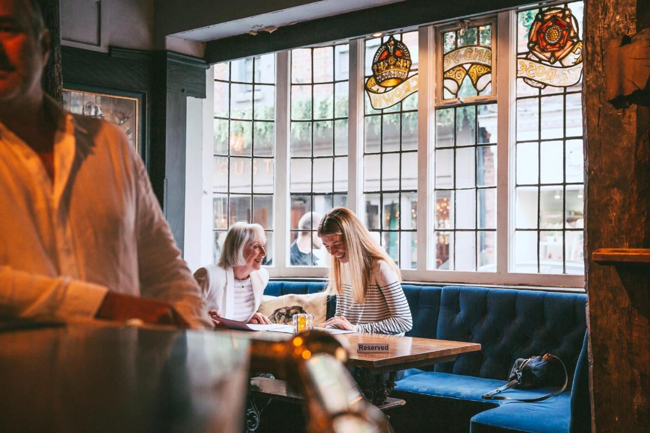 Rose & Crown Inn Knutsford Exterior photo